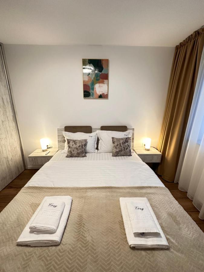 Deluxe Cozy Apartments - Coresi Mall #Брашов Экстерьер фото