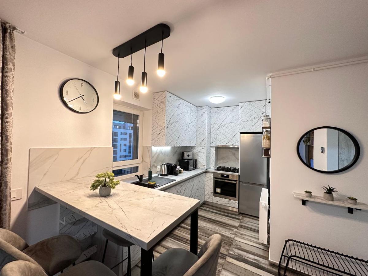 Deluxe Cozy Apartments - Coresi Mall #Брашов Экстерьер фото