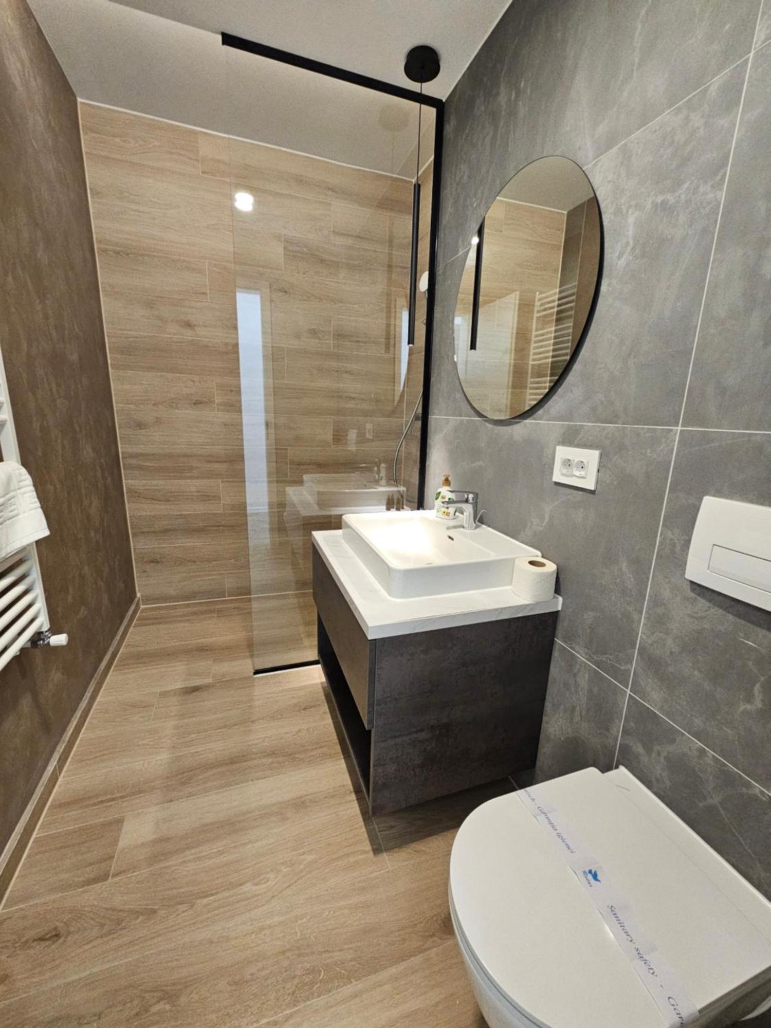 Deluxe Cozy Apartments - Coresi Mall #Брашов Экстерьер фото